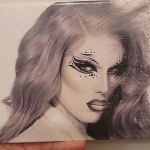 Jeffree Star Cremated Eyeshadow Palette